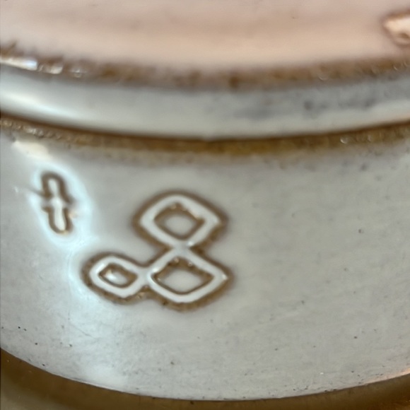 Marks White artisan oval stoneware decorative trinket box w/lid-NWOT - Picture 9 of 12